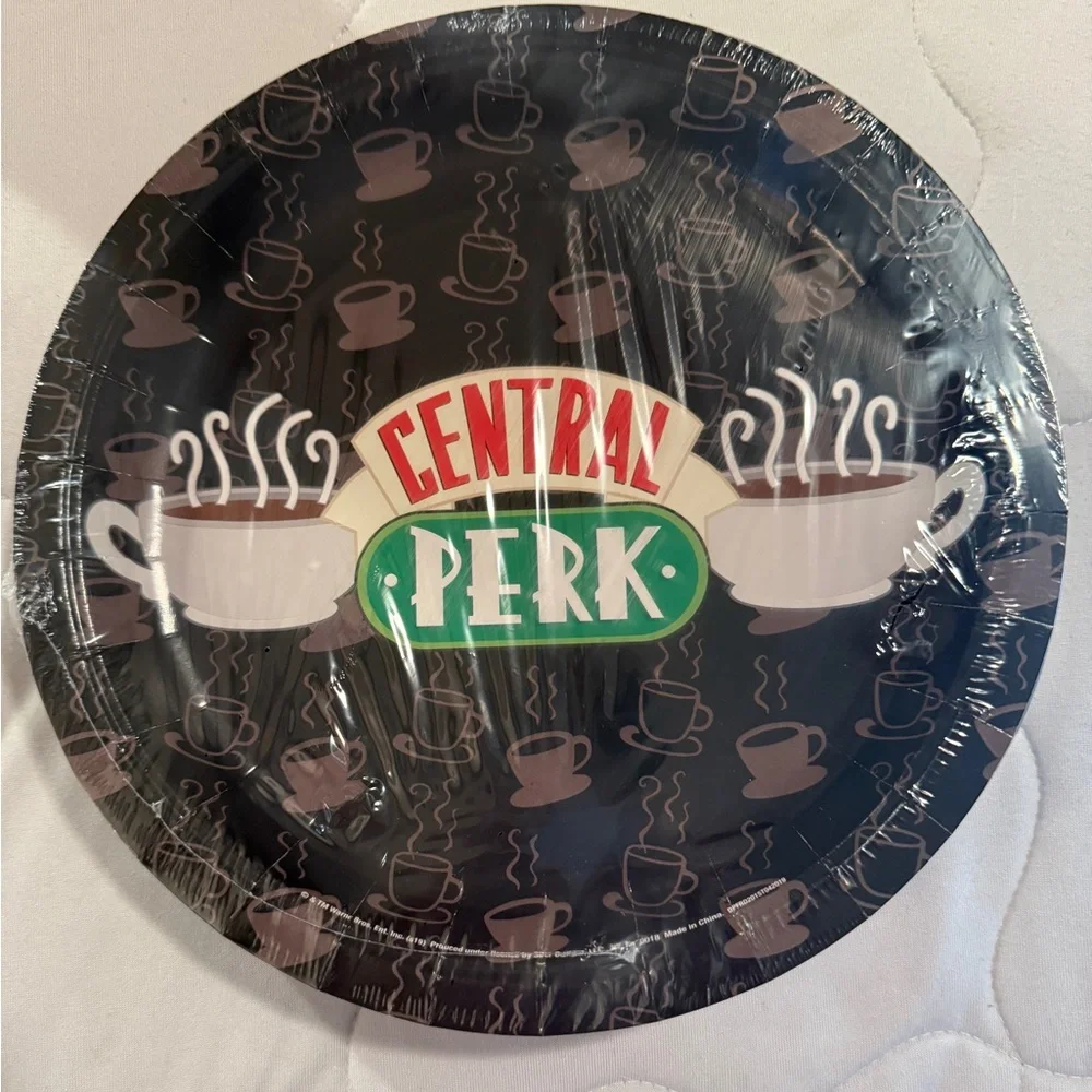 Silver Buffalo Friends Central Perk 60-Piece Party Tableware Set NIB